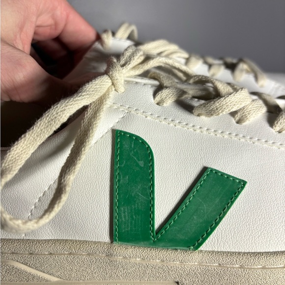 Veja Urca Cwl White Emeraude Sneakers Women’s Size 11 - Picture 4 of 9
